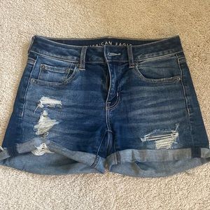American Eagle Jean Shorts. Size 4. Midi. Medium Wash. Next level stretch.
